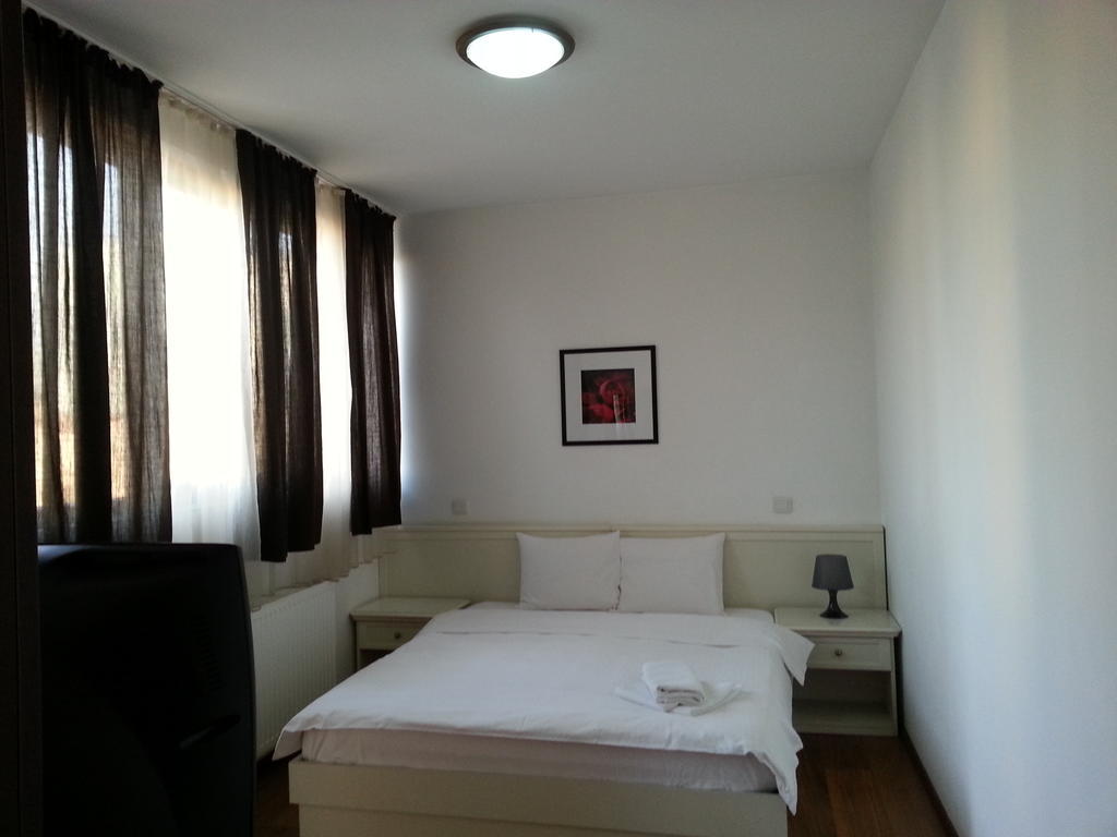 Banu Manta Apartments Бухарест Номер фото