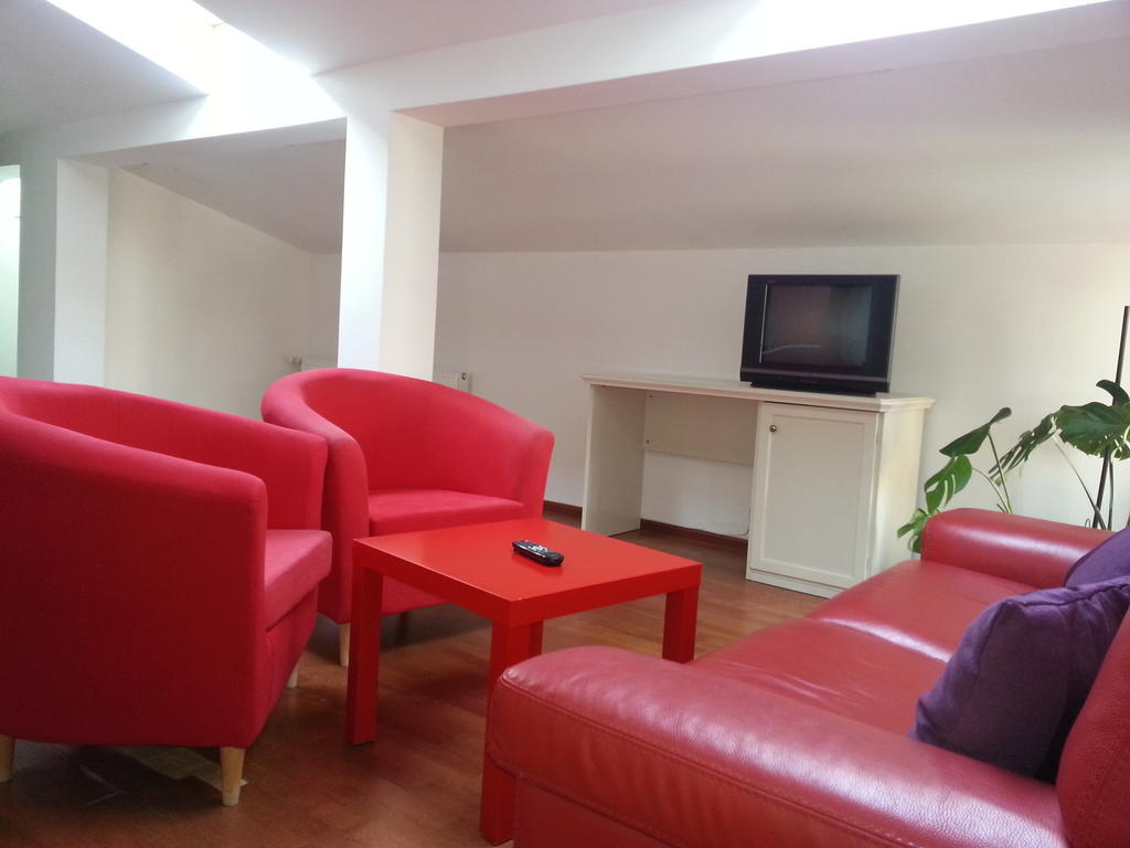 Banu Manta Apartments Бухарест Номер фото