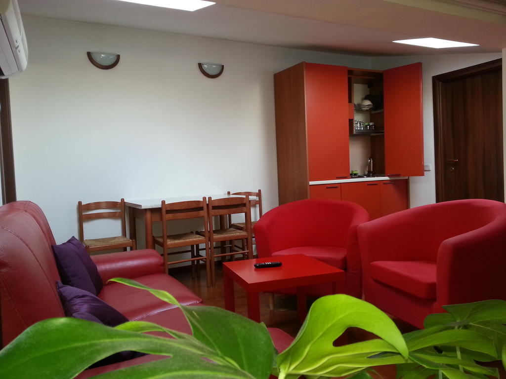 Banu Manta Apartments Бухарест Номер фото